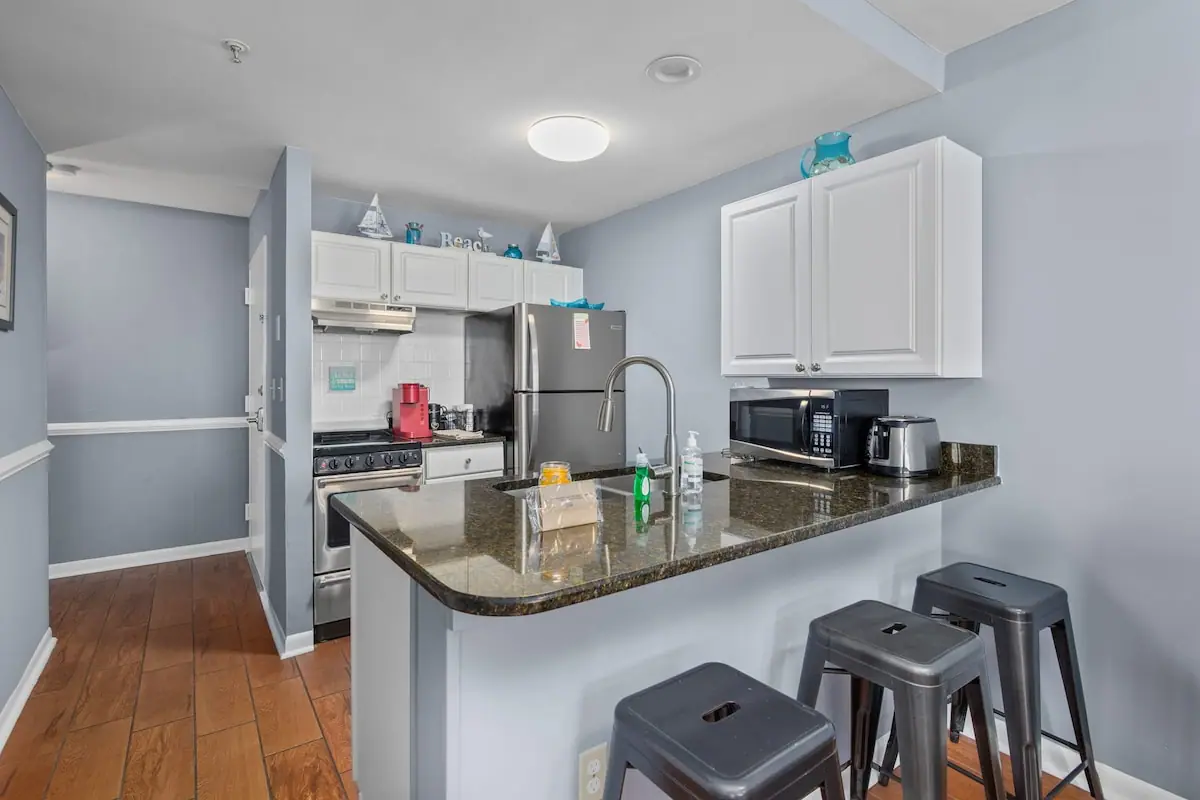 Kitchen — Renaissance Tower Oceanfront 3-Bedroom Condo