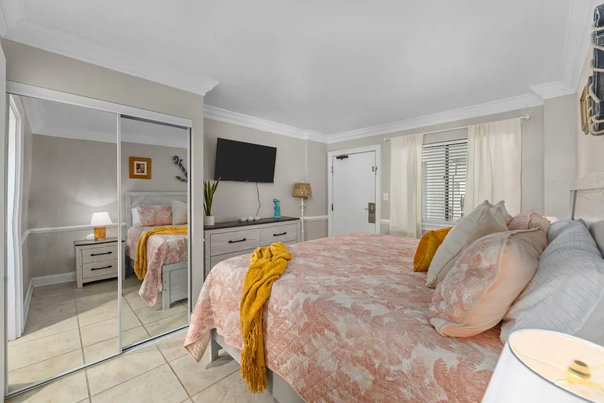 King Size Bed — Renovated Condo with Gorgeous Ocean Views