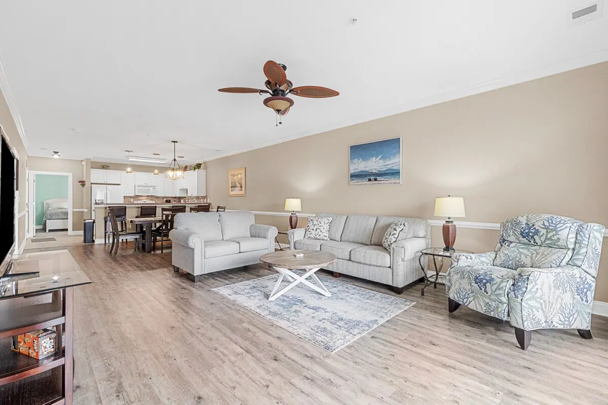 Magnolia 302 · Golf & Lake Hideaway 3BR in Myrtle Beach, South Carolina: photo 8 of 10