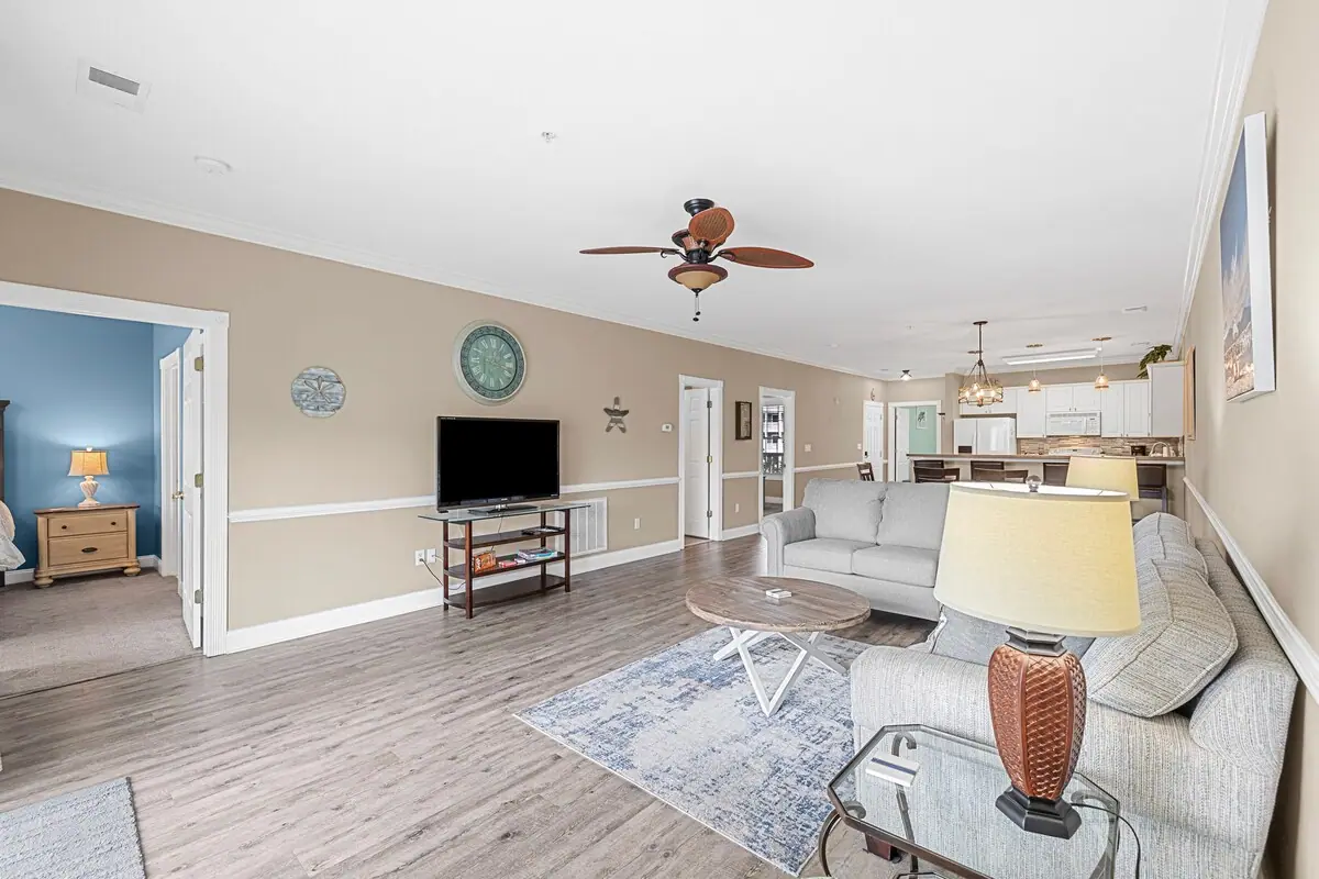 Magnolia 302 · Golf & Lake Hideaway 3BR in Myrtle Beach, South Carolina: photo 9 of 10