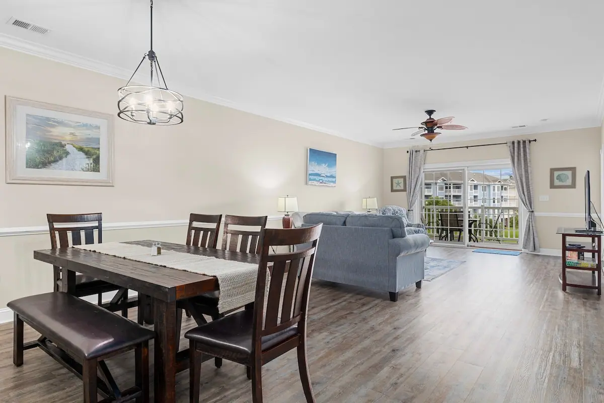 Magnolia 302 · Golf & Lake Hideaway 3BR in Myrtle Beach, South Carolina: photo 10 of 10