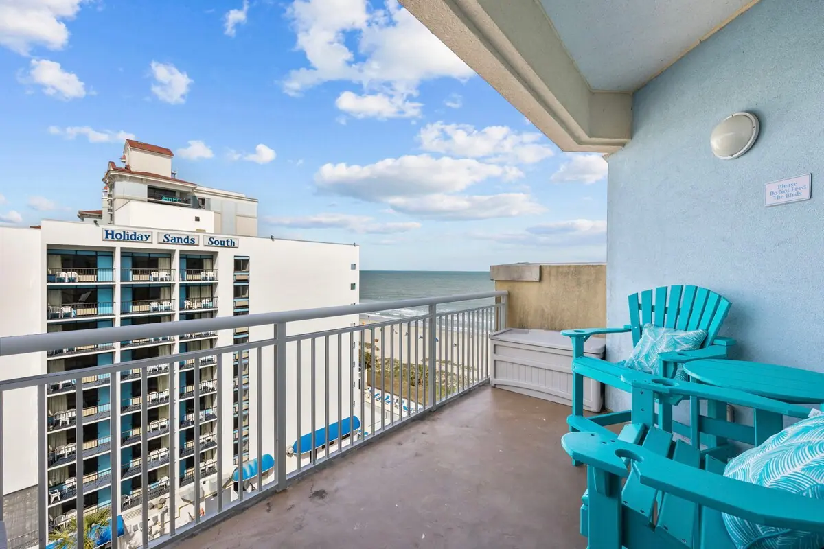 Whispering Waves Hideout 1BR in Myrtle Beach, South Carolina: photo 6 of 10