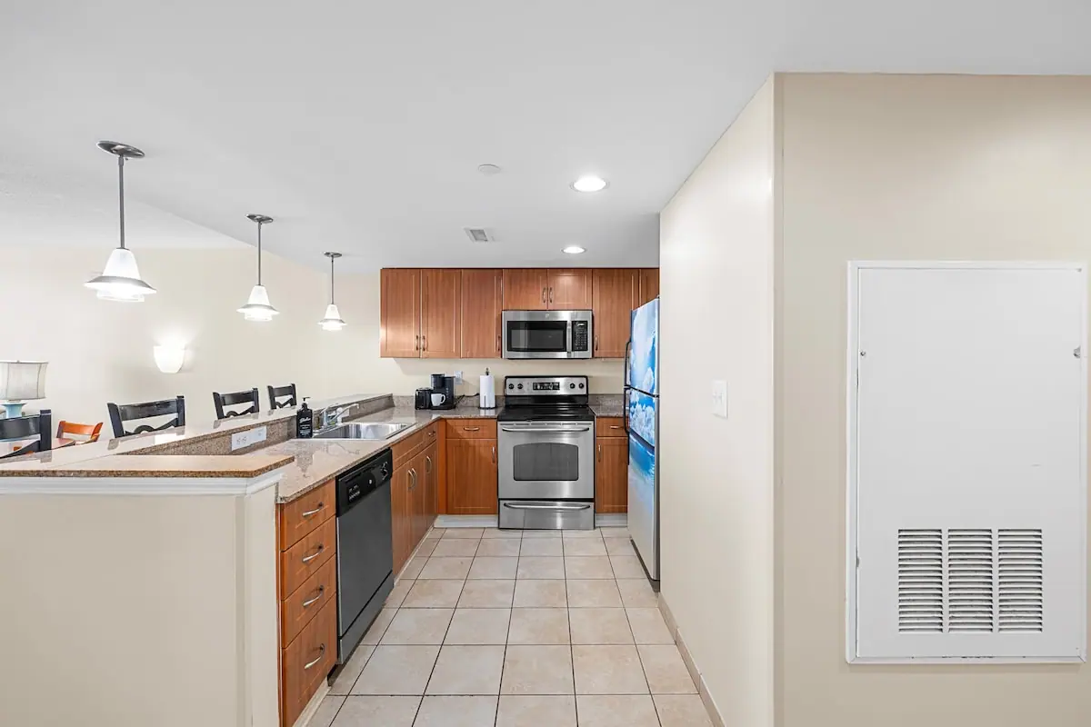 Unforgettable Getaway 3BR in Myrtle Beach, South Carolina: photo 10 of 10