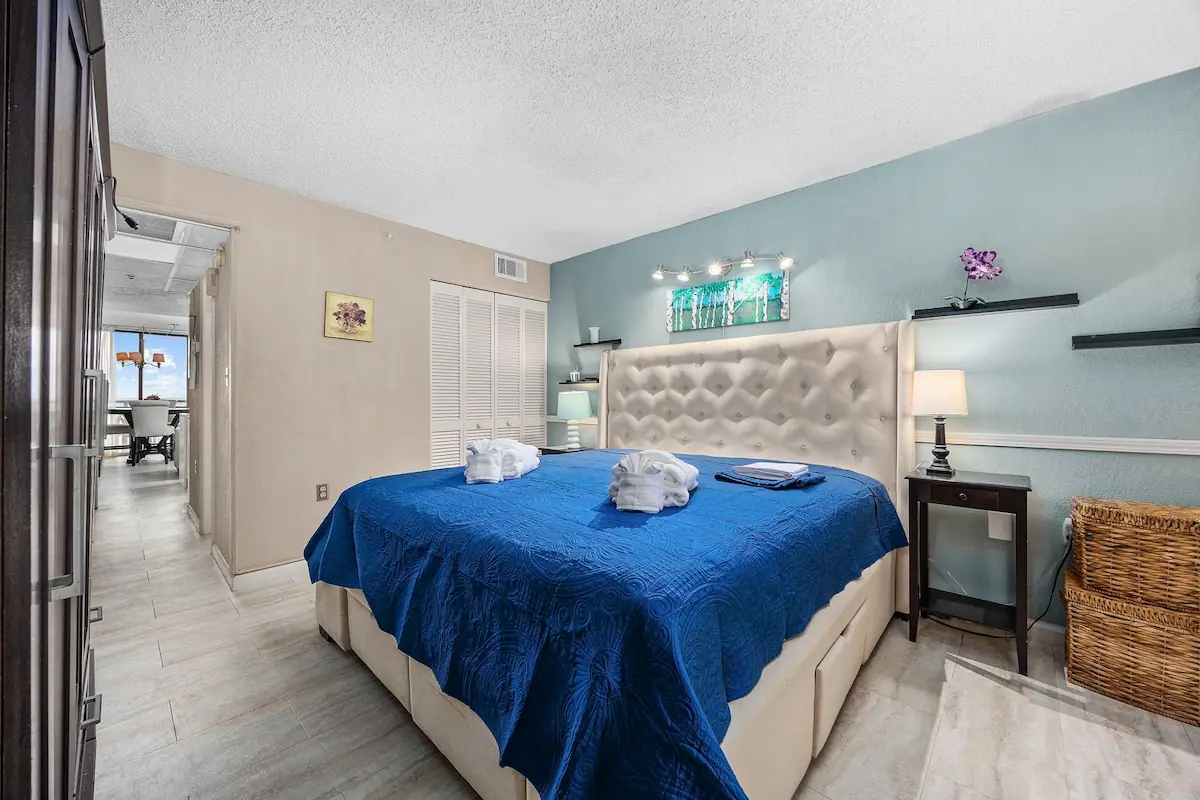 Direct Oceanfront Condo, Balcony & Pool in Myrtle Beach, South Carolina: photo 3 of 10